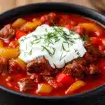 Cremiges Slow Cooker Rindergulasch - featured image