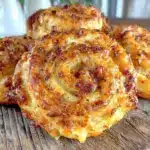 Knusprige Pizzaschnecken - featured image